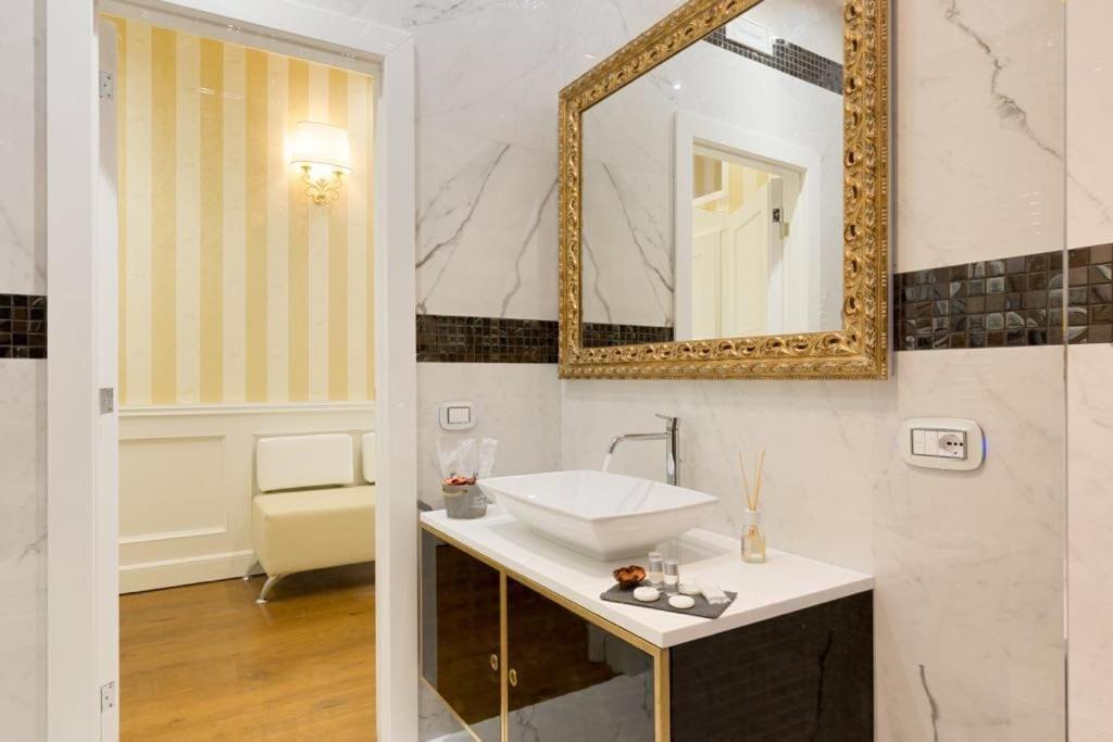 Piazza Venezia Luxury Suite Roma Ngoại thất bức ảnh