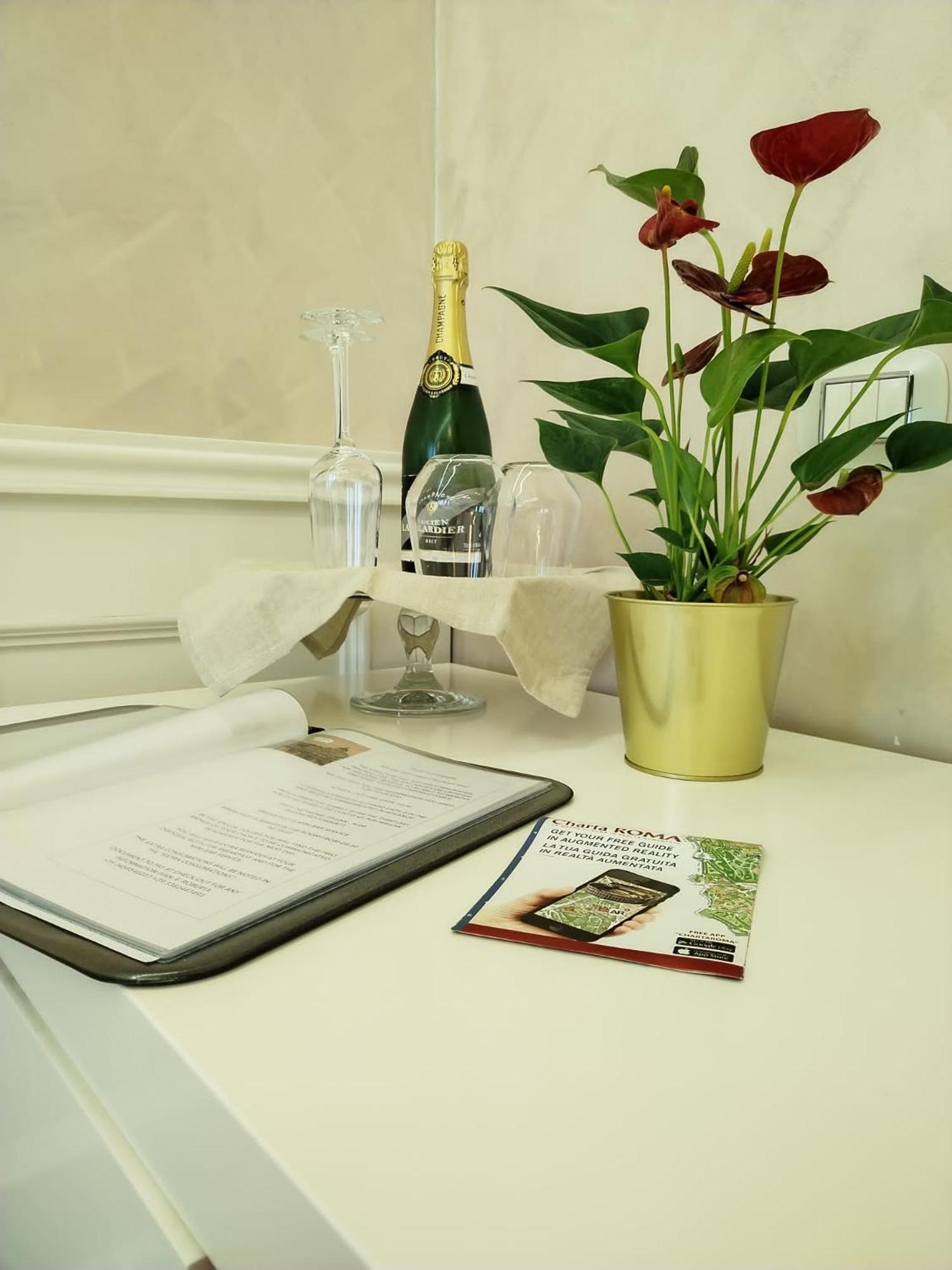 Piazza Venezia Luxury Suite Roma Ngoại thất bức ảnh